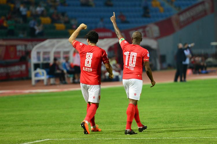 穆里奇伤退梅县铁汉首战落败 永昌上演逆转好戏